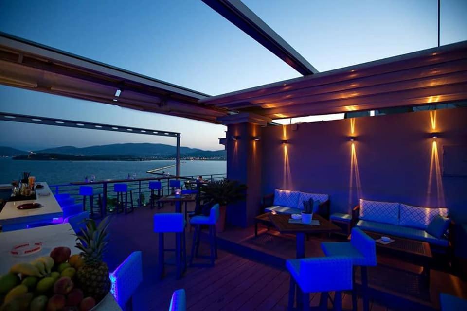 Park Hotel Volos Exterior photo