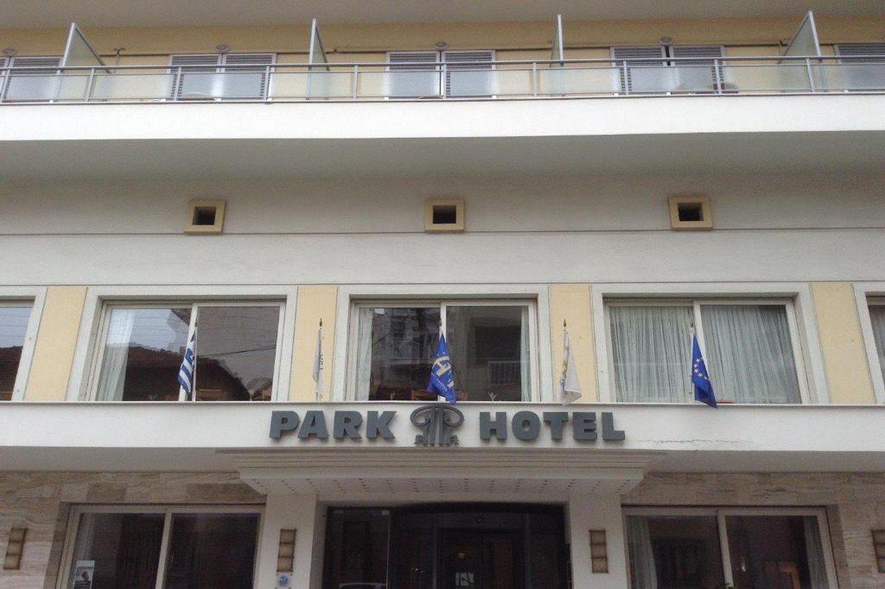 Park Hotel Volos Exterior photo