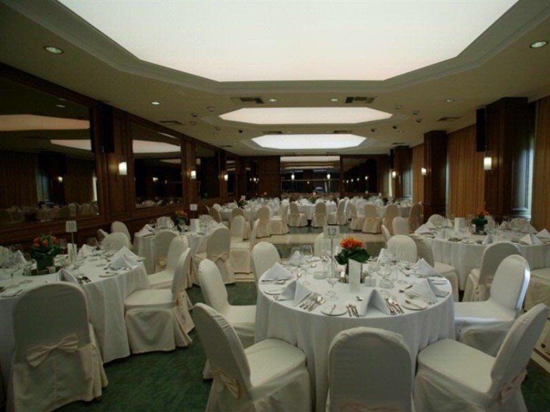 Park Hotel Volos Exterior photo